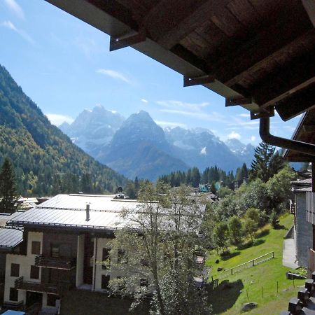 Apartment Fienili Di Brenta-2 By Interhome Madonna di Campiglio Luaran gambar