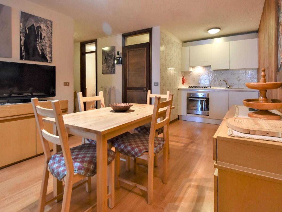 Apartment Fienili Di Brenta-2 By Interhome Madonna di Campiglio Luaran gambar